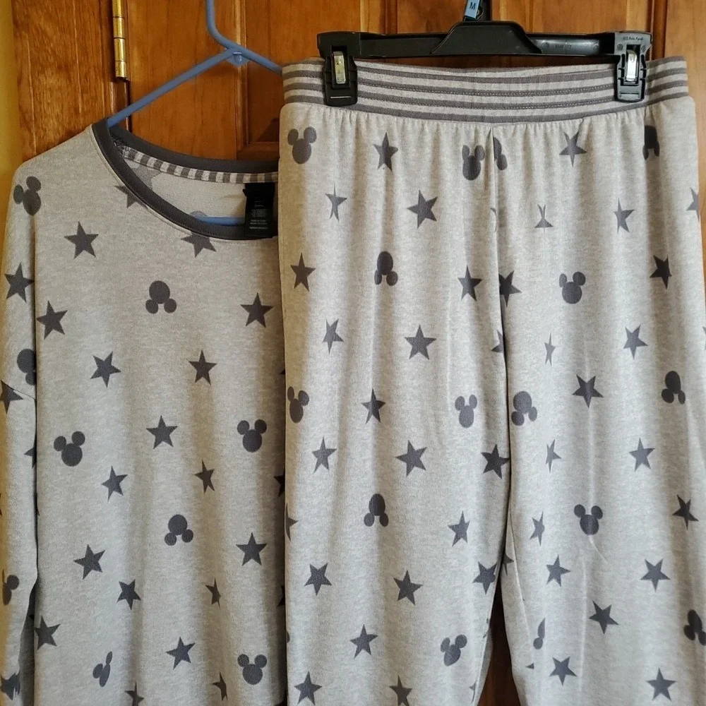 Disney Mickey Mouse Womens Grey 2PC Pajama Set Size M Sleepwear